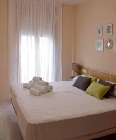 Casa Patio Palmeras Con Piscina