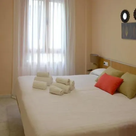 Casa Patio Palmeras Con Piscina Апартаменты